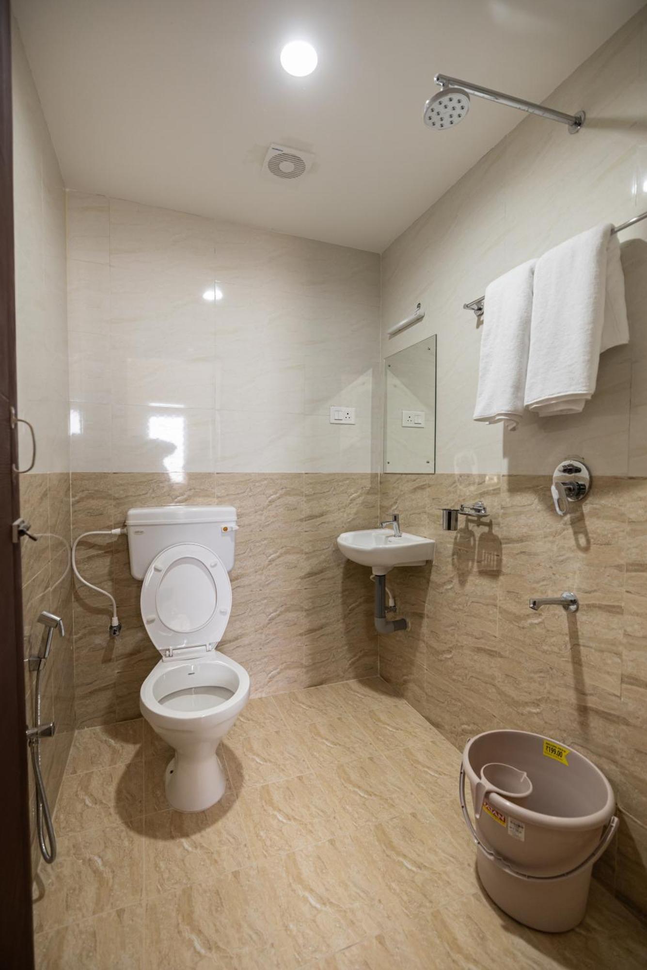 Viba Residency Hotell Coimbatore Eksteriør bilde